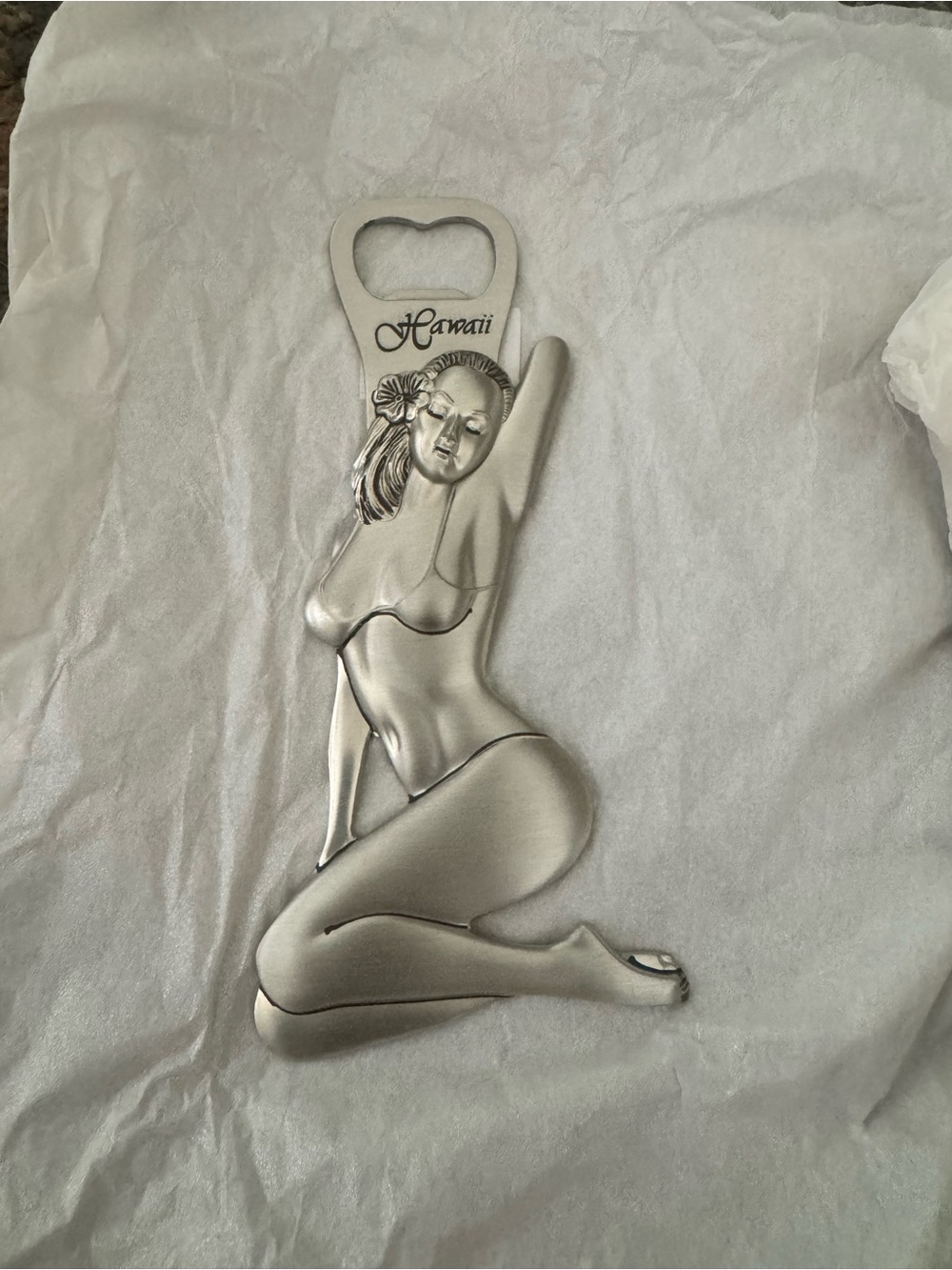 Hawaii Silver Pin-Up Bottle Opener – Decorative Metal Bar Tool